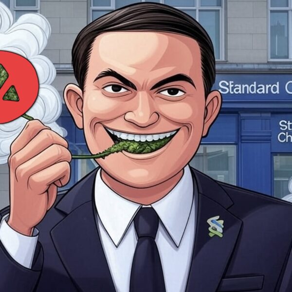 Standard Chartered Just Called AVAX Better HODL Than Bitcoin – WTF?